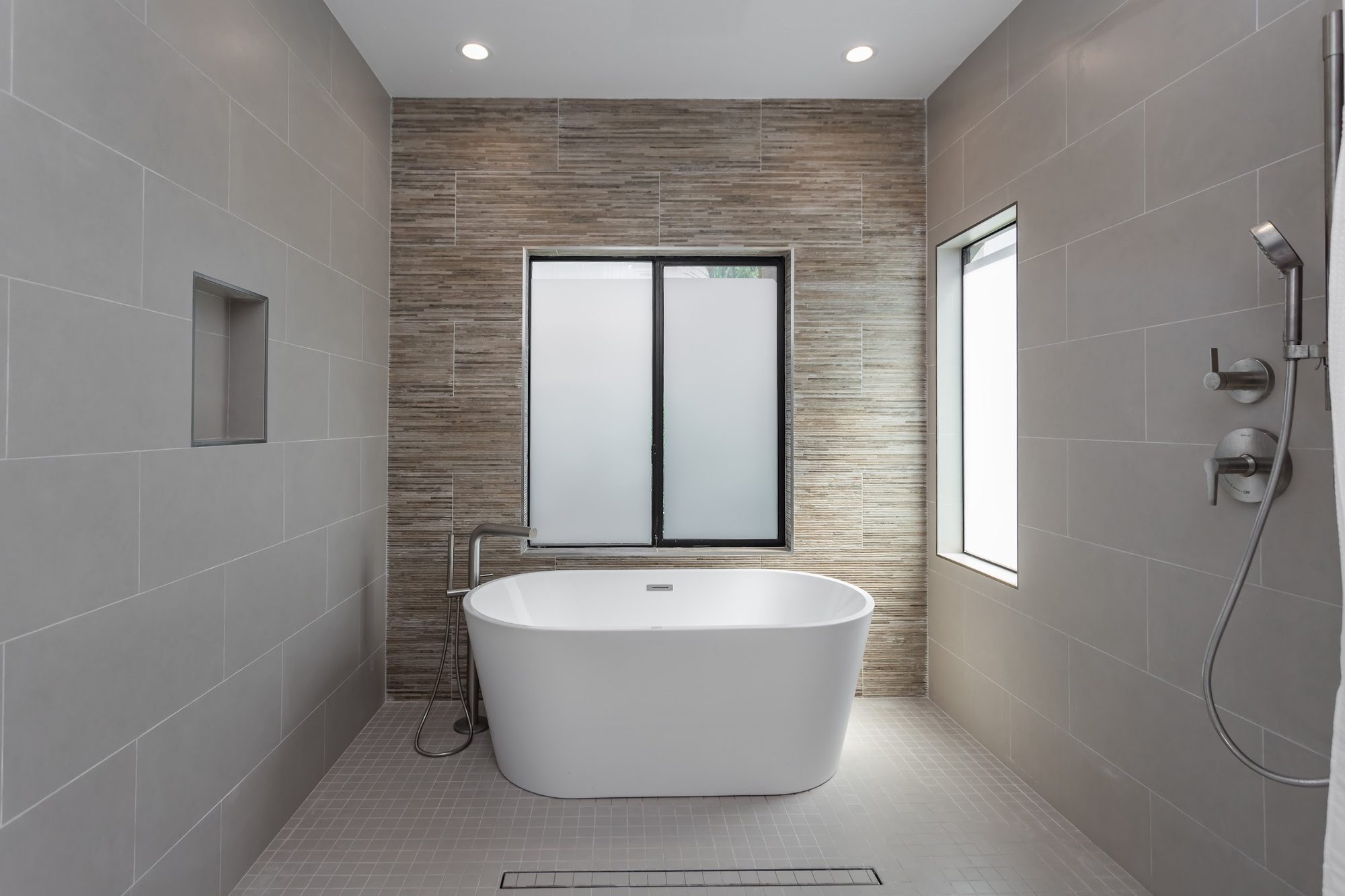 Bathroom Remodeling project photo 14 - MAV Design and Build, Houston TX area