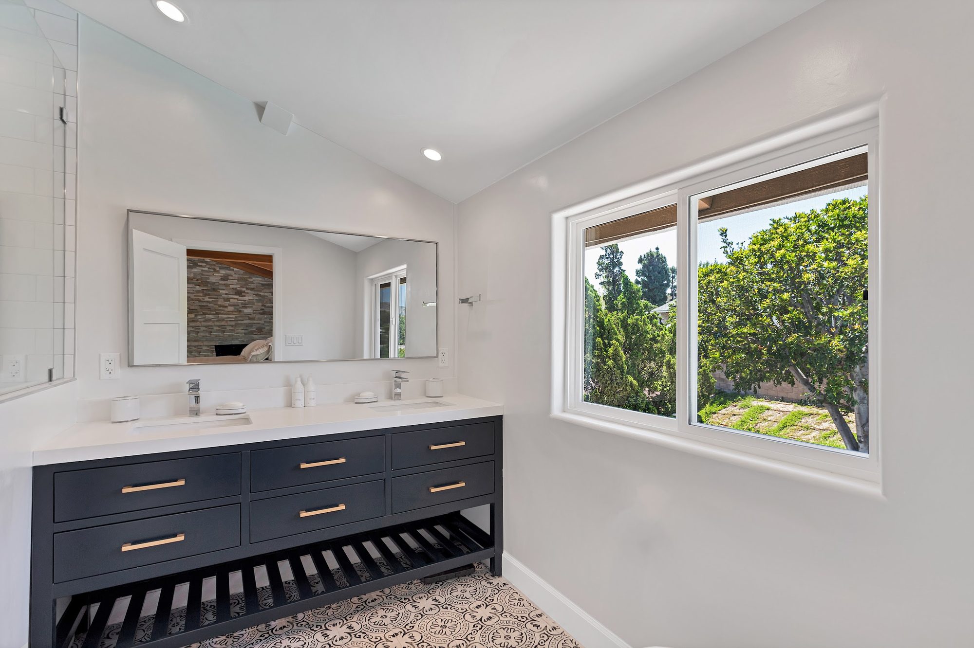 Bathroom Remodeling project photo 2 - MAV Design and Build, Houston TX area