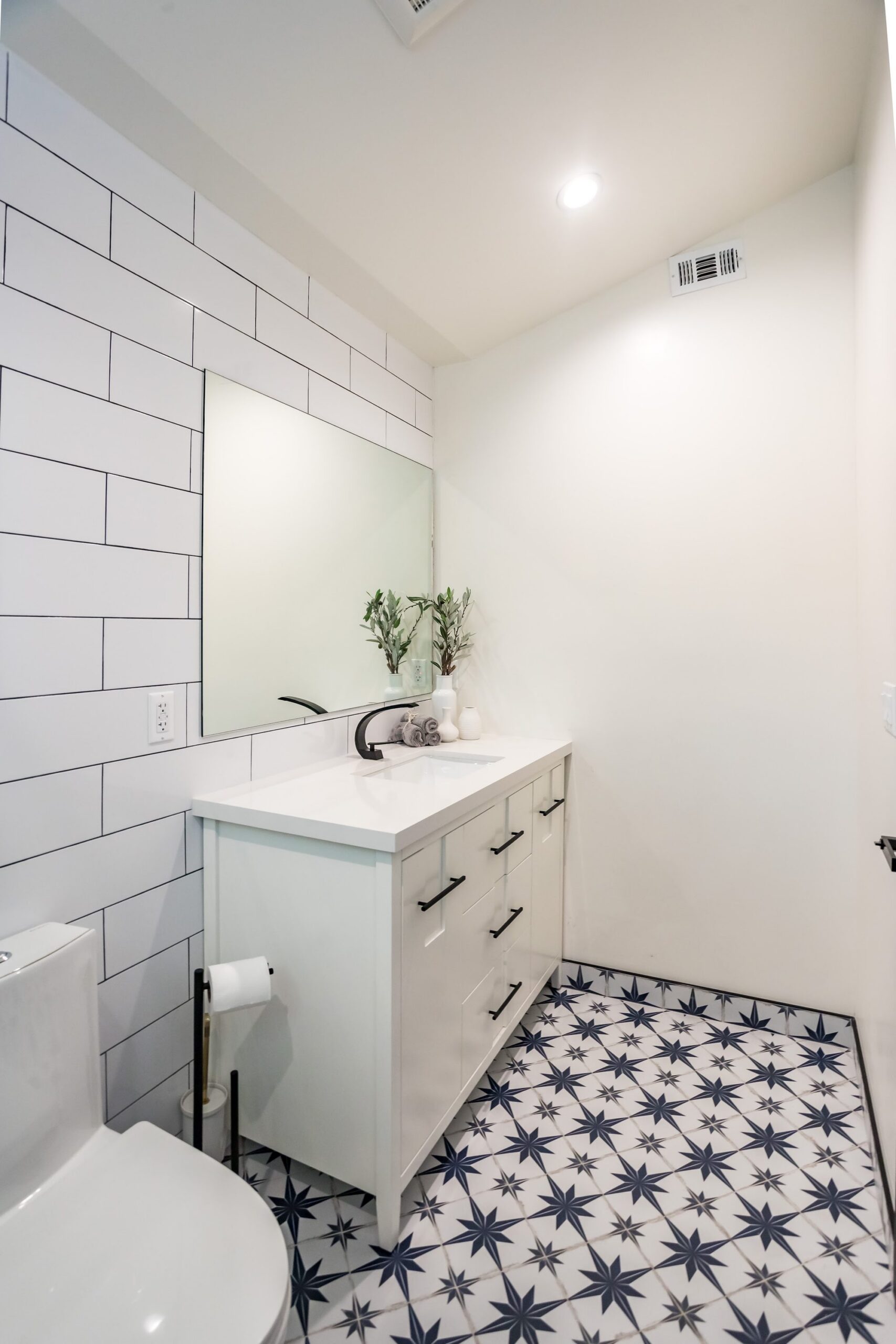 Bathroom Remodeling project photo 11 - MAV Design and Build, Houston TX area