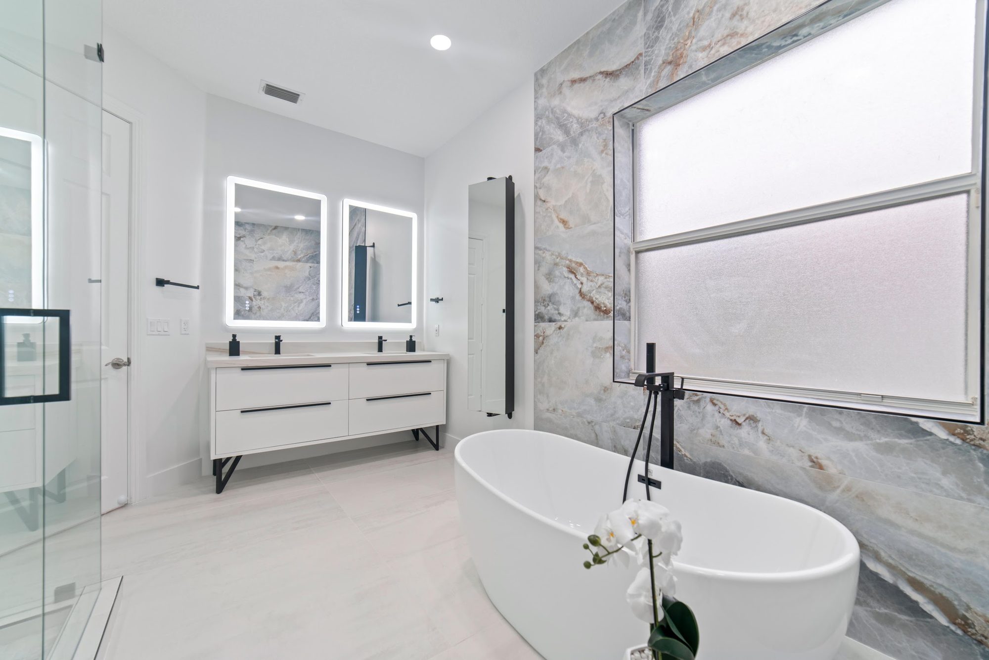 Bathroom Remodeling project photo 6 - MAV Design and Build, Houston TX area
