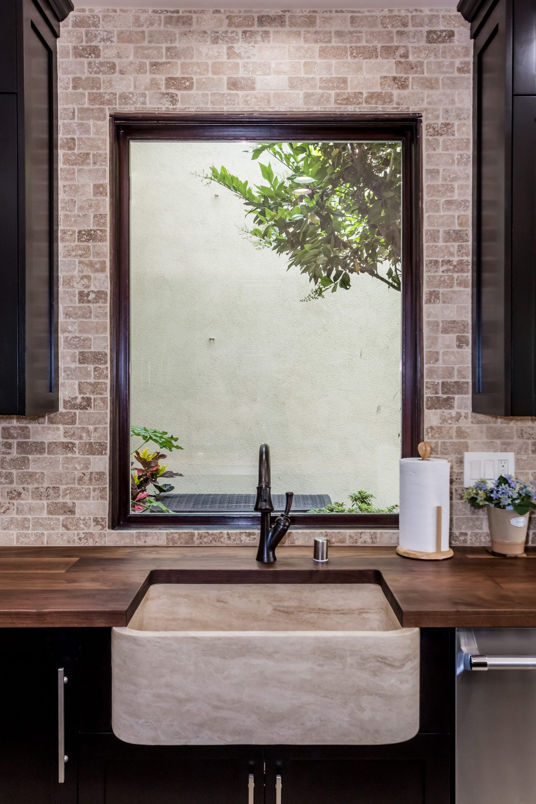 Kitchen Remodeling project photo 13 - MAV Design and Build, Houston TX area