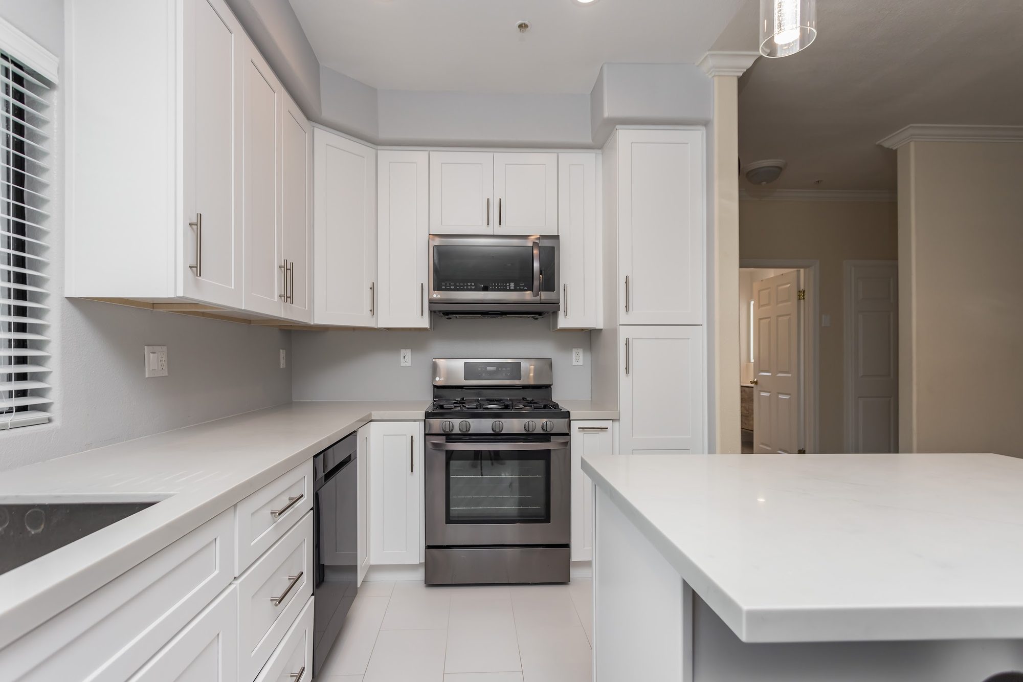 Kitchen Remodeling project photo 1 - MAV Design and Build, Houston TX area