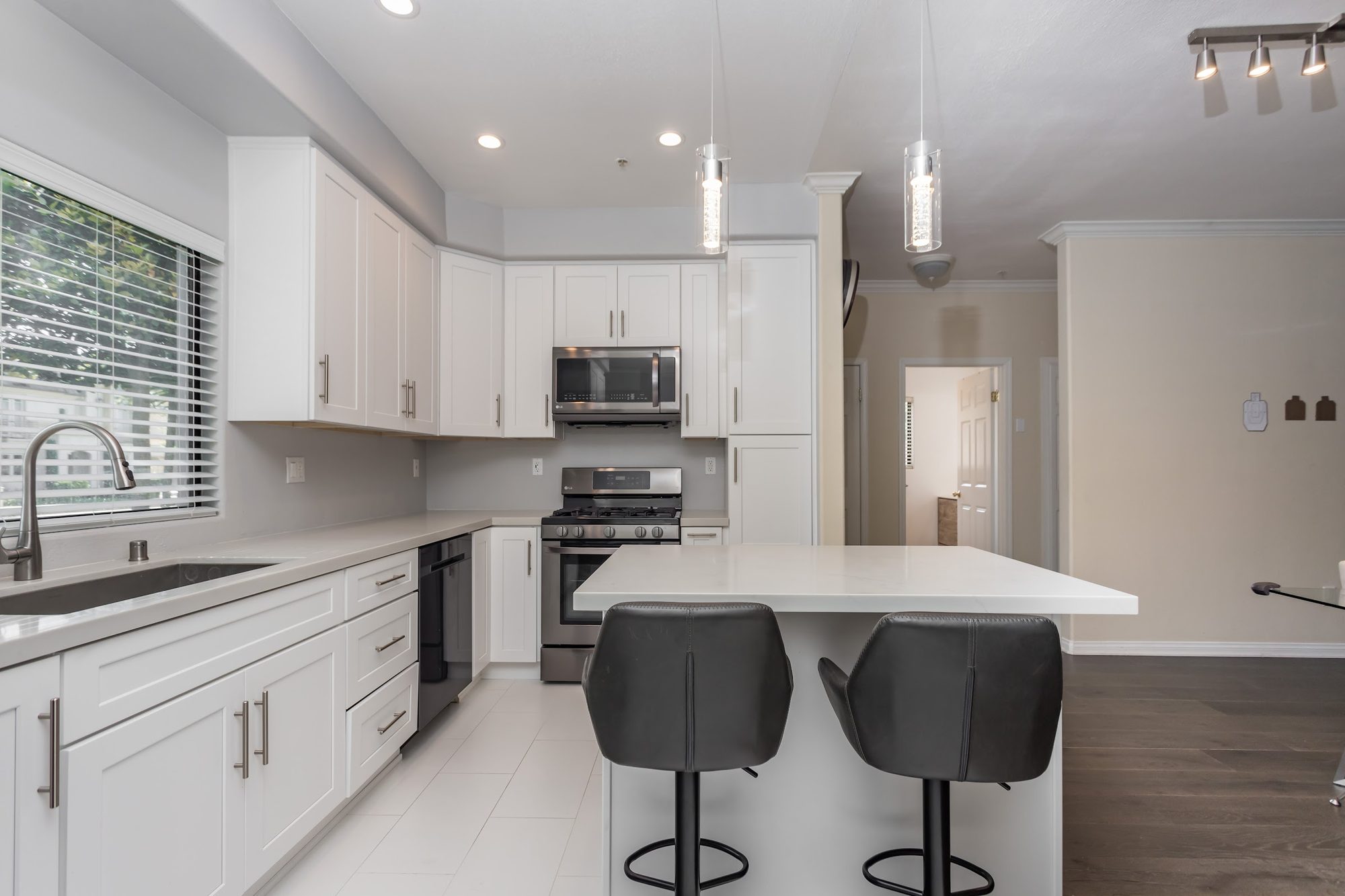 Kitchen Remodeling project photo 2 - MAV Design and Build, Houston TX area
