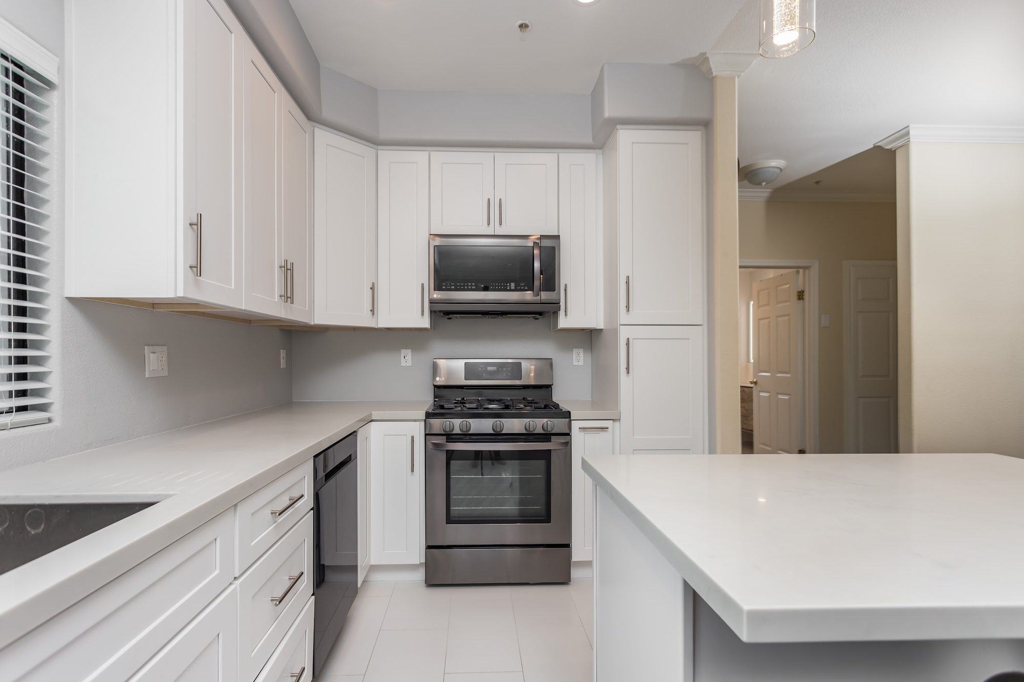 Kitchen Remodeling project photo 9 - MAV Design and Build, Houston TX area
